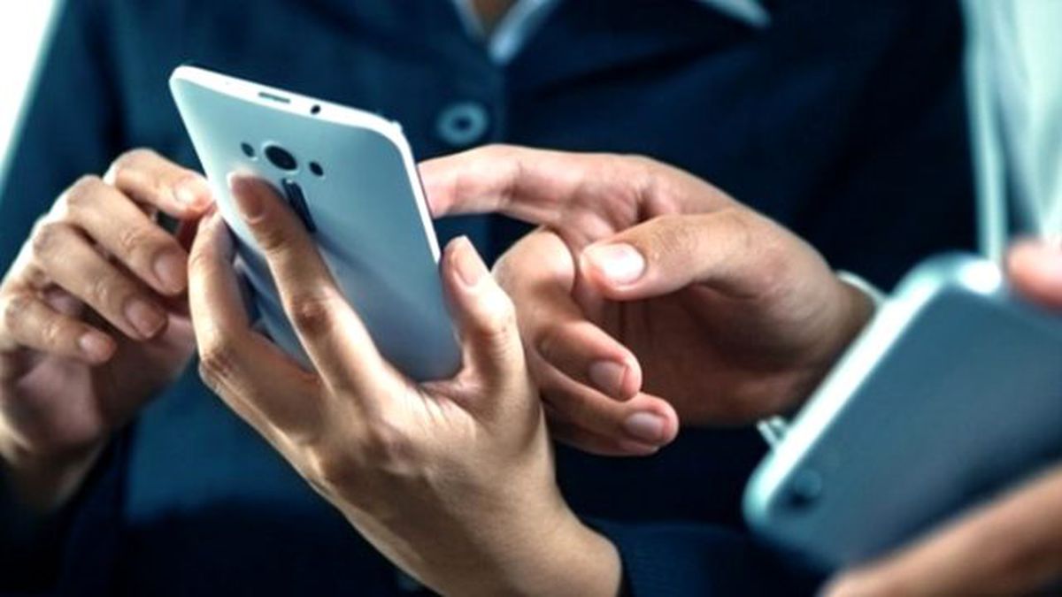 Türkiye Ayda 7 Saat 16 Dakika Telefon Görüşmesiyle Avrupa Lideri Oldu