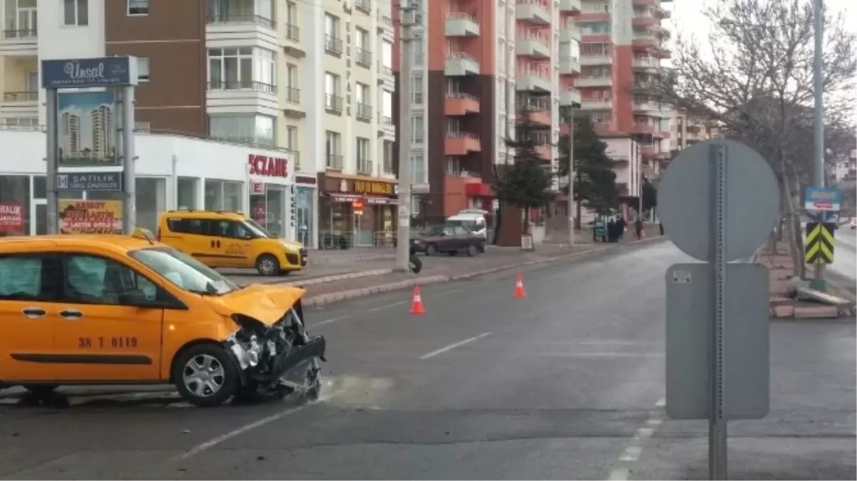 esenyurt ta trafik kazasi