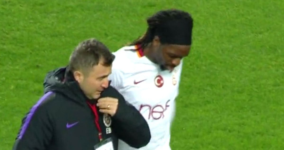 Galatasaray'da Cavanda, Tuzlaspor Maçında Sakatlanarak Oyundan Çıktı