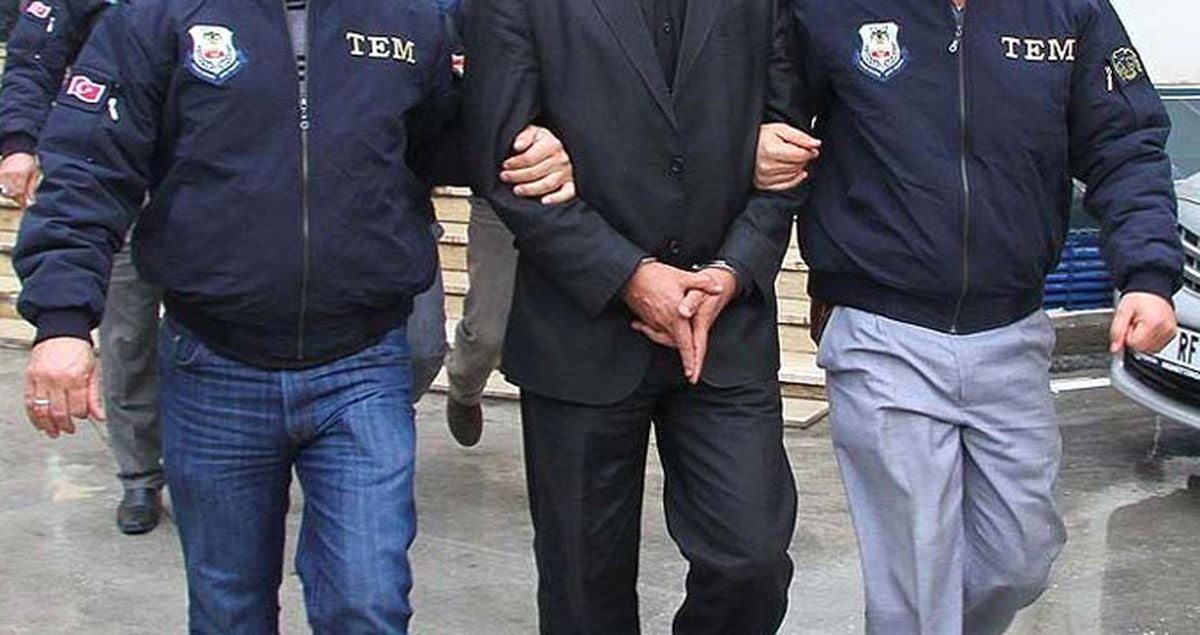 Habertürk'ün Eski Koordinatörü Oğuz Usluer FETÖ'den Tutuklandı!