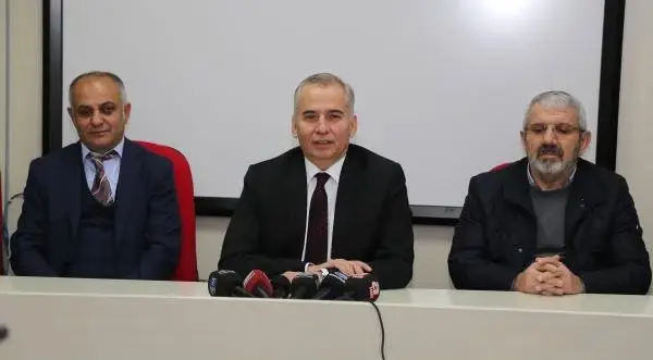 Denizlispor ile Denizli Büyükşehir Belediyespor Birleşiyor Denizlispor ile Denizli Büyükşehir Belediyespor Birleşiyor