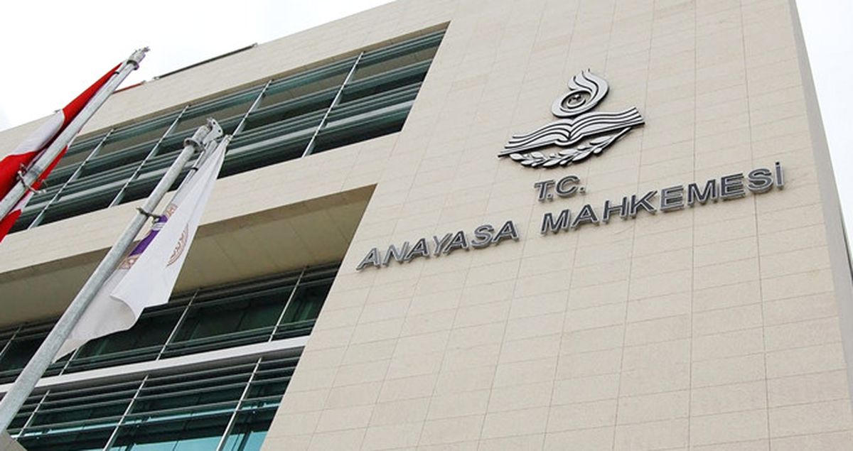 Anayasa Mahkemesi'nde Görevli 41 Kamu Personeli, FETÖ'den İhraç Edildi!