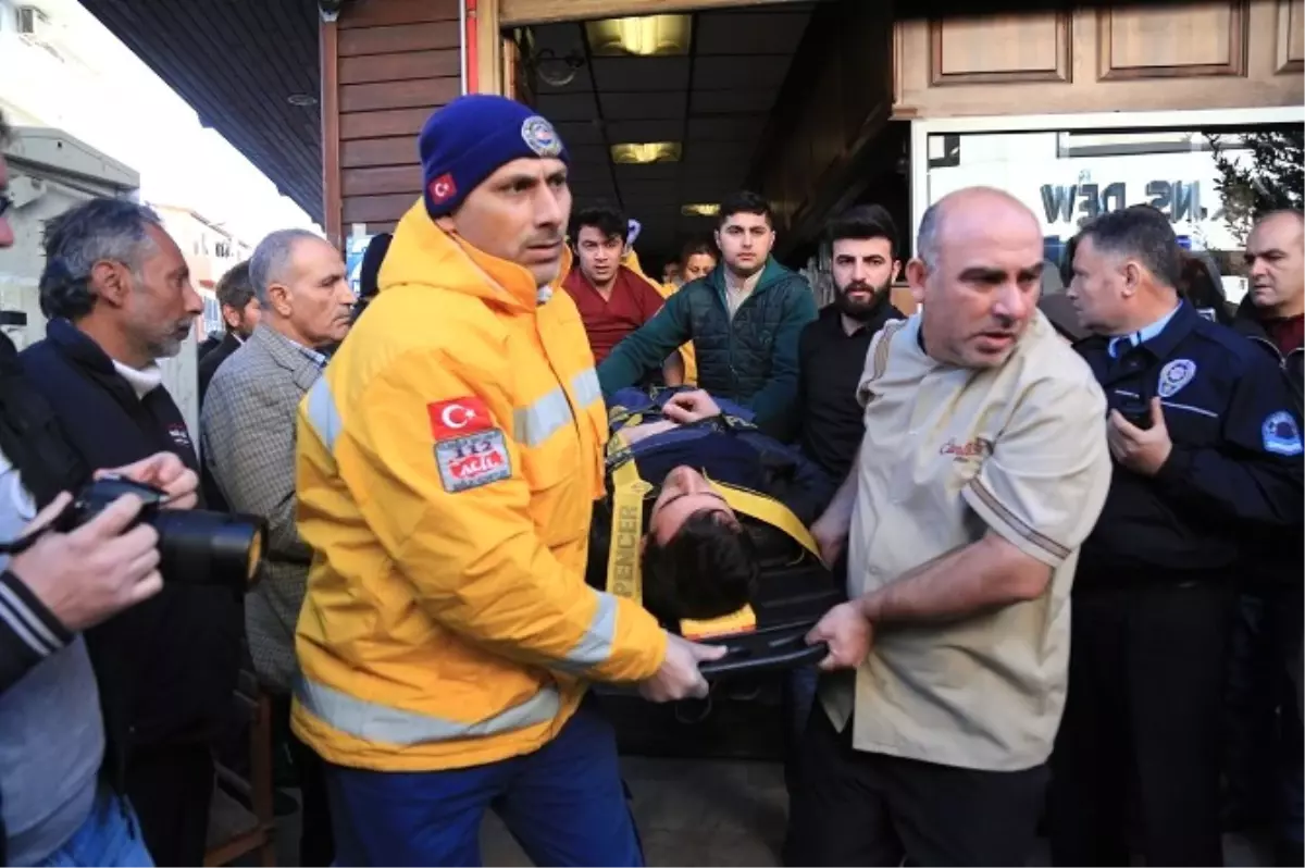 Milas'ta Sokak Ortasında Bıçaklı Kavga: 1 Yaralı