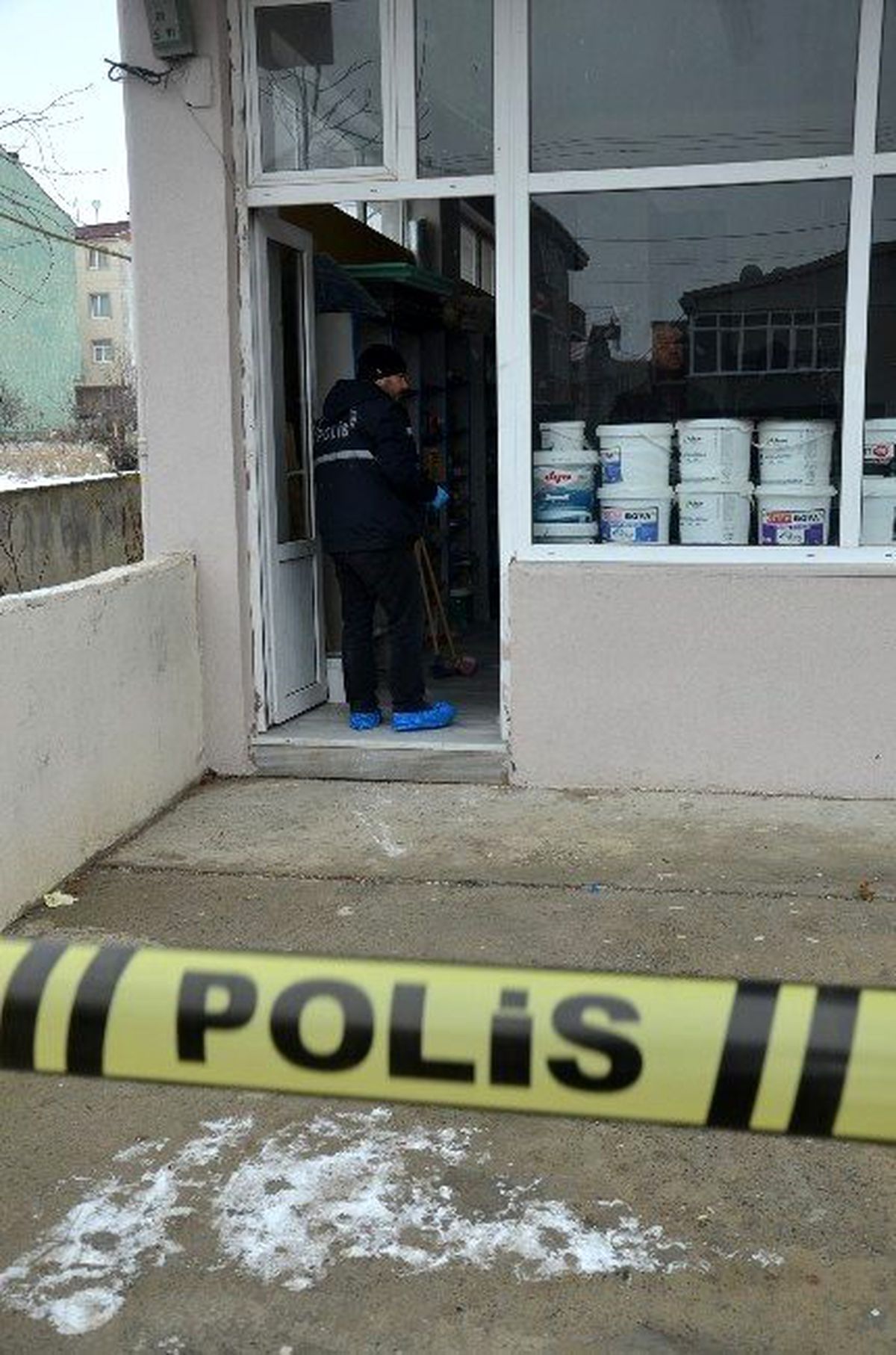 Tekirdağ'da Dükkan Sahibini Öldürüp Arabasını Alıp Kaçtılar!