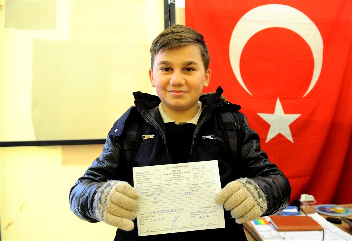 Halep Kumbarası'Ndan İnsanlık Çıktı