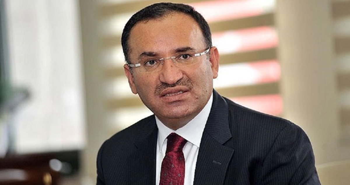 Bozdağ Terör Destekçisi Yorumlara İşaret Etti