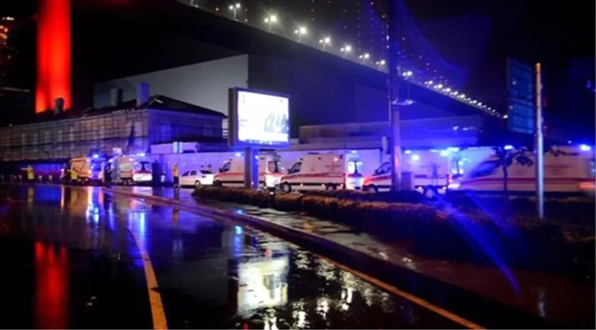 Flas: Reina'nın Bulunduğu Muallim Naci Caddesi Trafiğe Açıldı.