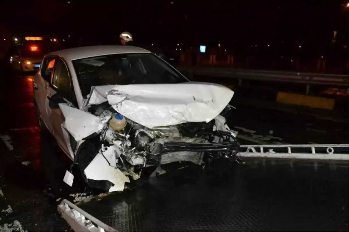 Silivri'de Trafik Kazası: 4 Yaralı