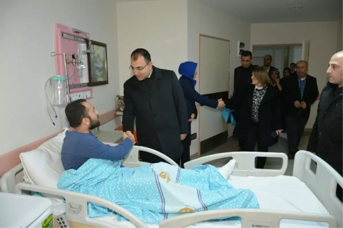 Vali Toprak 2016'nın Son Saatlerini El Bab Gazisi ile Geçirdi
