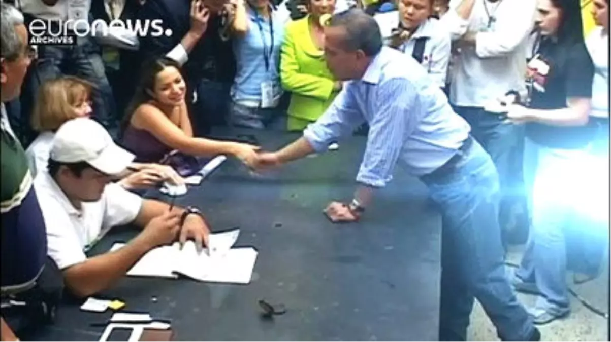 Venezuela'da Eski Muhalif Lider Rosales'e Özgürlük