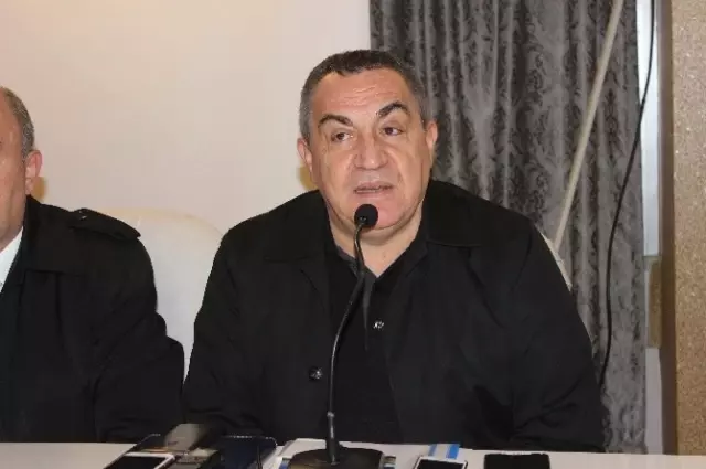 Ak Partili Şimşek, 2016 Yılını Değerlendirdi Ak Partili Şimşek, 2016 Yılını Değerlendirdi