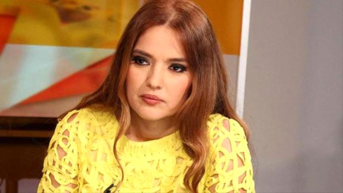 Demet Akalın'dan Reina İsyanı: Neden Biri İndiremedi