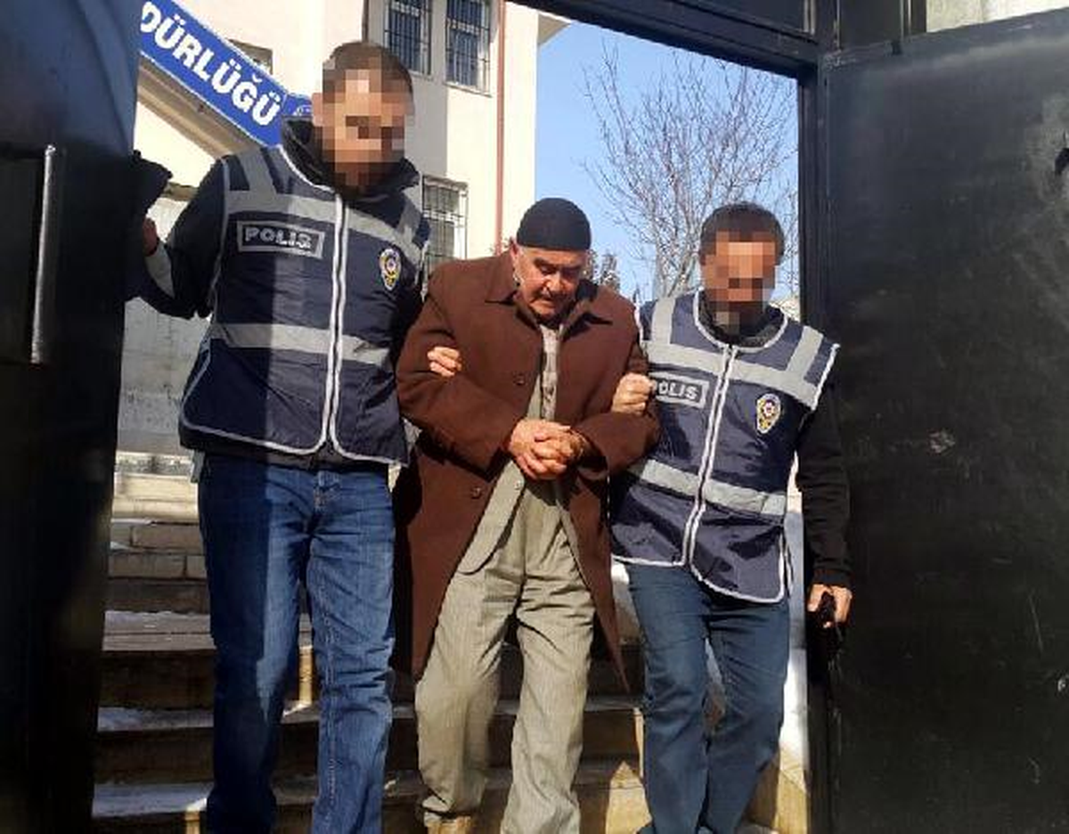 Arazi Anlaşması Yüzünden, Evine El Bombası Atıp Akrabasını Öldürdü