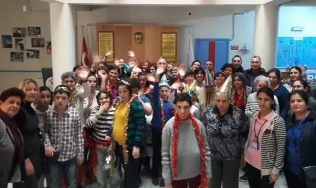 Milas'ta Özel Bireylere Yılbaşı Sürpriz Milas'ta Özel Bireylere Yılbaşı Sürpriz
