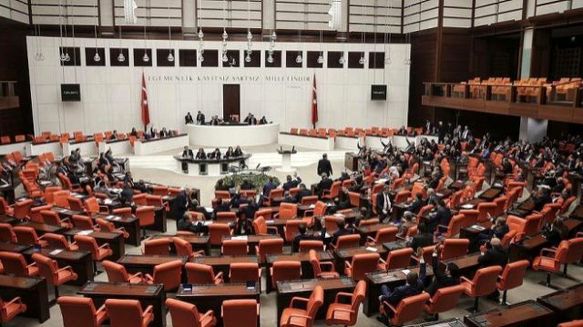 Dha Ankara - Ohal'in 3 Ay Uzatılmasına İlişkin Başbakanlık Tezkeresi Meclis'te