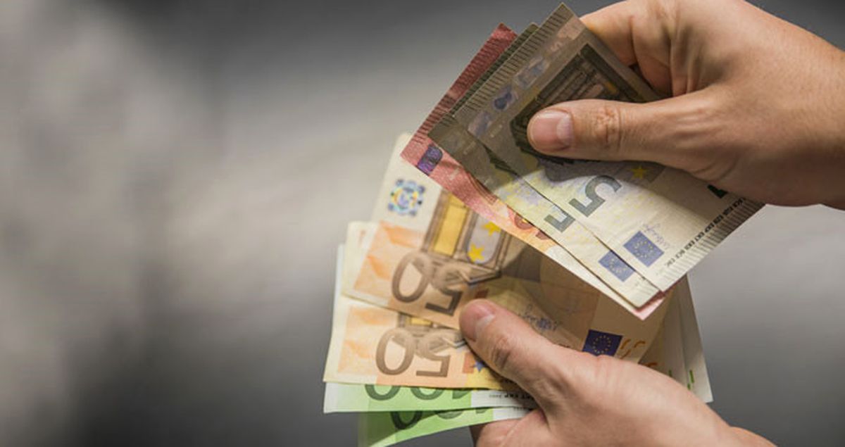Finlandiya, 2000 İşsize Para Dağıtacak