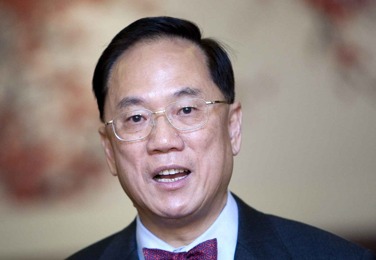 Hong Kong'un Eski Baş Yöneticisi Hakim Karşısında