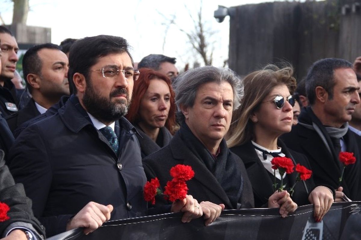 Ortaköy'de Teröre Karşı Dev Yürüyüş! AK Parti ve CHP'liler Yan Yana