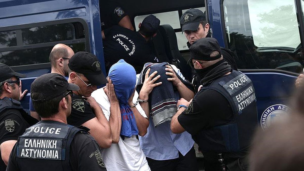 Yunanistan'a Kaçan 8 Darbeci 10 Ocak'ta Yargılanacak