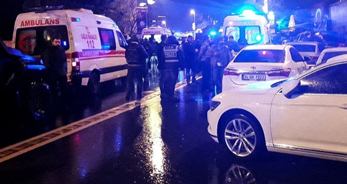 İspanyol Basını: Reina Saldırısı Sonrasında Adriano Türkiye'den Ayrılmaya Karar Verdi