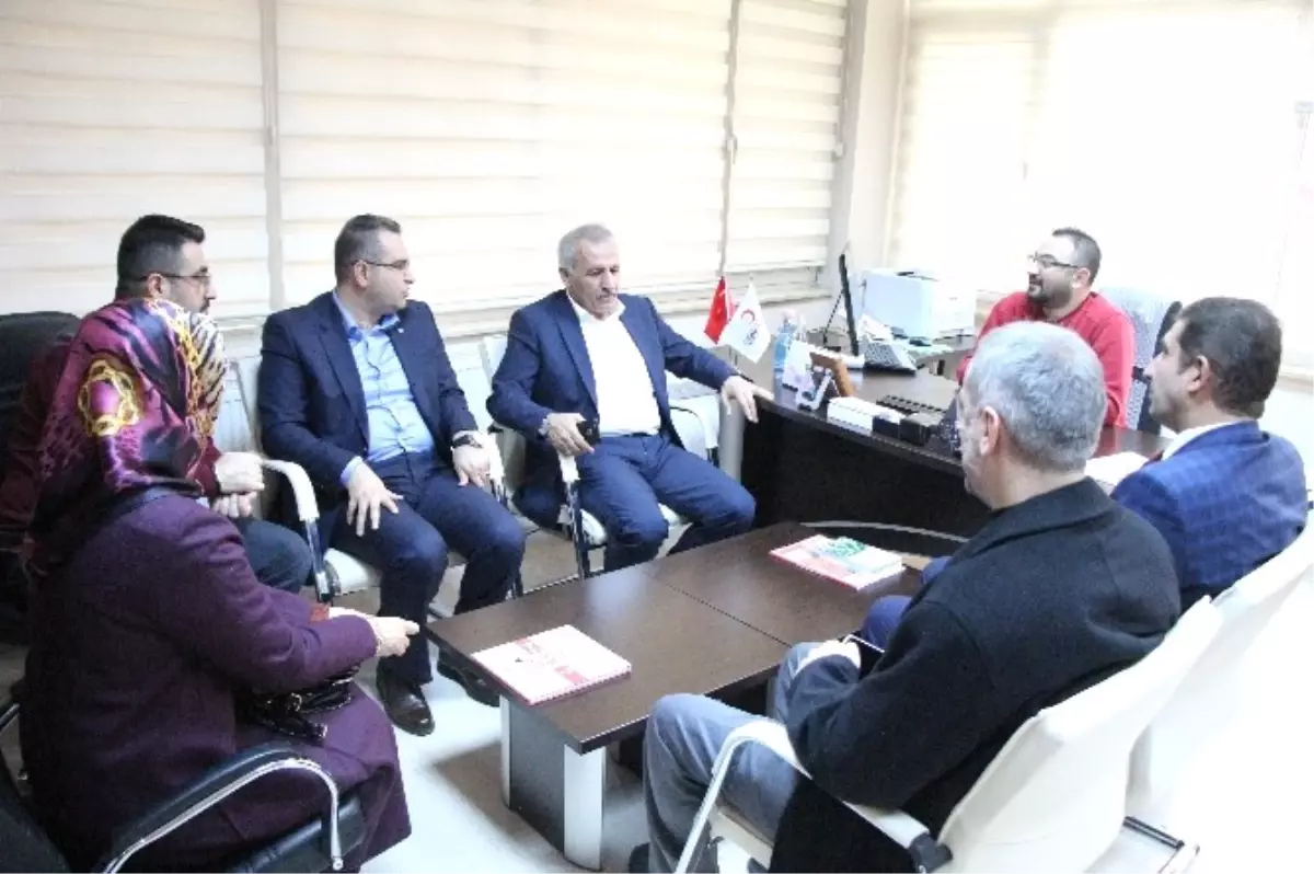 Ak Partili Şahin, 'Nerede Bir Mazlum Varsa Orada Kızılay'ı Görürsünüz'
