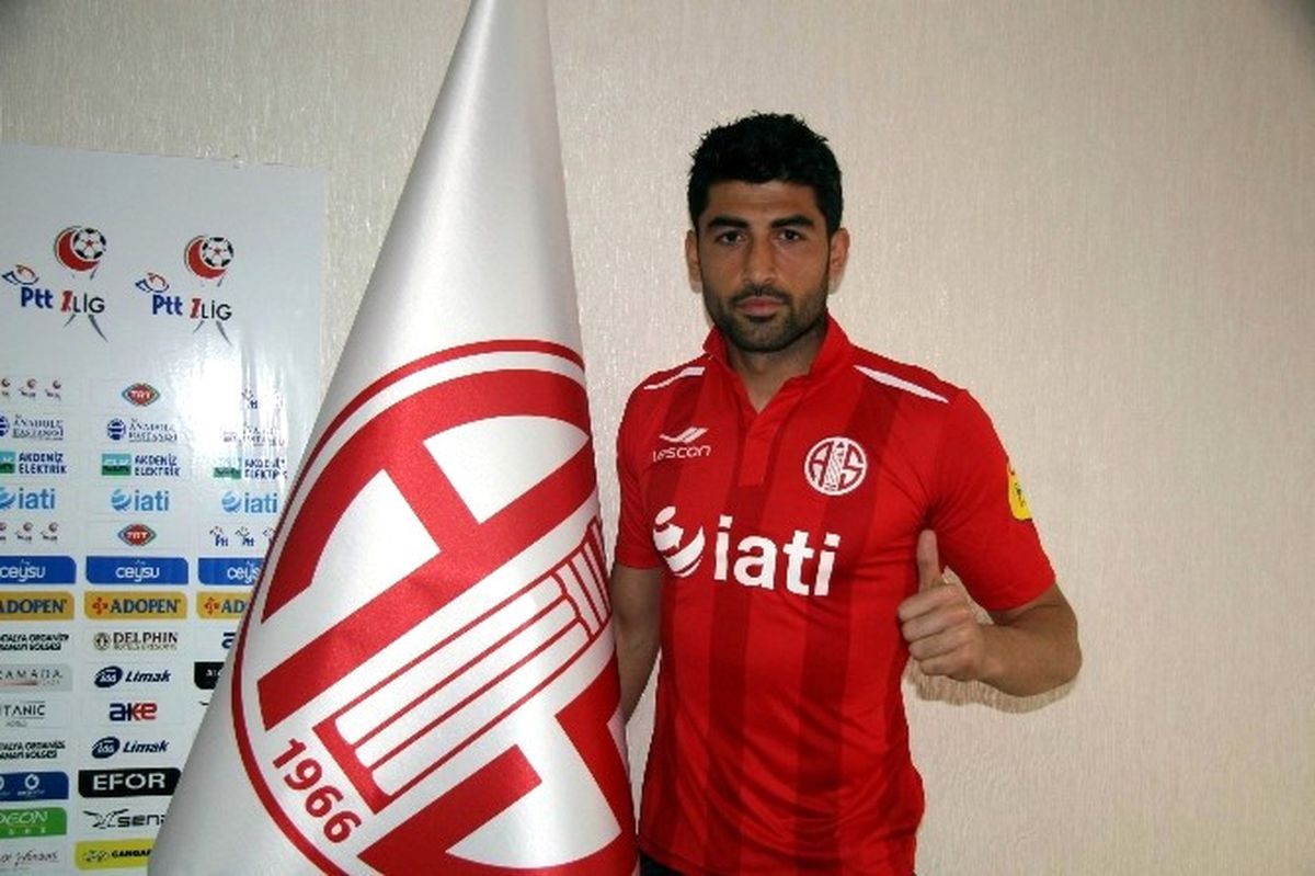 Evkur Yeni Malatyaspor Ahmet Aras'ı Renklerine Bağladı