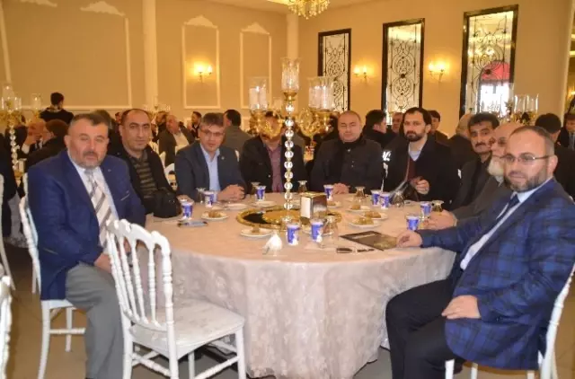 Mardin'e Tayini Çıkan Müftüye Veda Yemeği