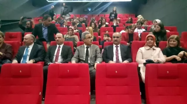 Aşık' Filminin Sivas'ta Özel Gösterimi Yapıldı Aşık' Filminin Sivas'ta Özel Gösterimi Yapıldı