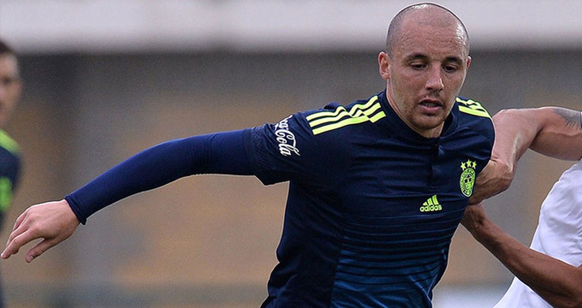 Fenerbahçe'de Aatif Chahechouhe, Kamp Kadrosunda Yok