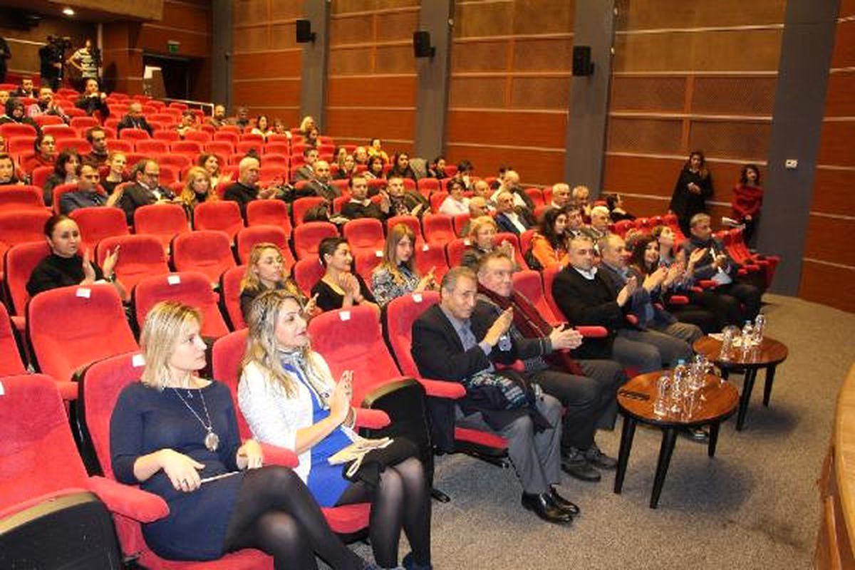 Lys'de Açık Uçlu Sorular ve Yansımaları Paneli Düzenlendi