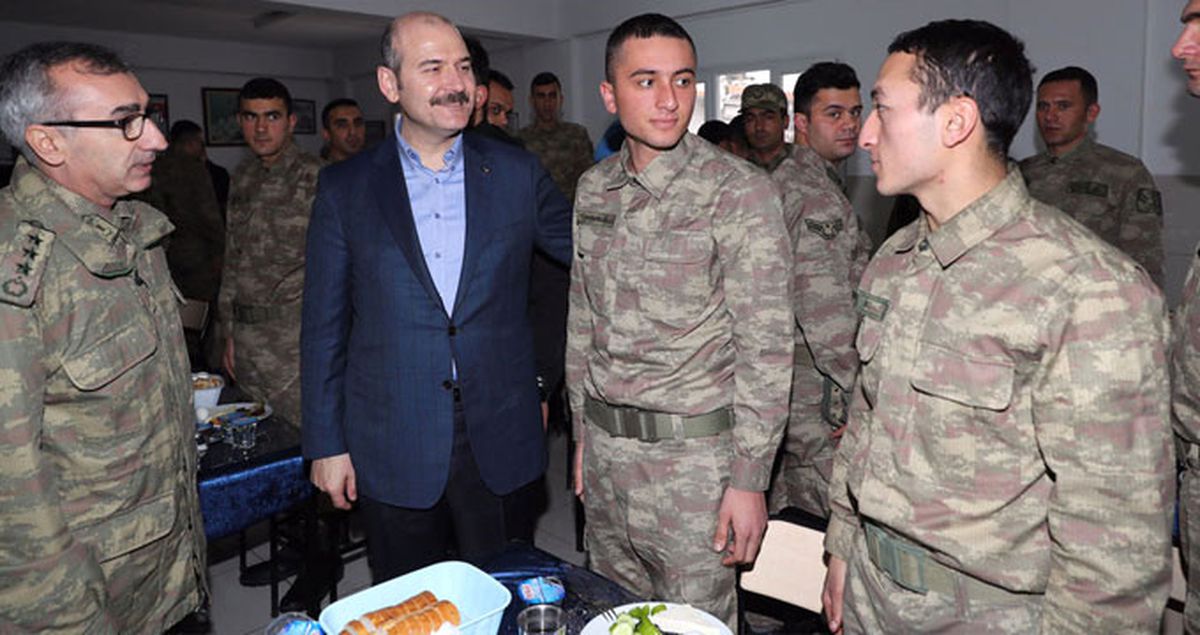 Bakan Soylu: Dost Bildiklerimiz Türkiye'ye Silah Yöneltenlere El Altından Destek Vermeye Çalışıyorlar