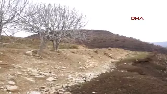 Manisa'da Bulunan 26 Bin Yıllık Fosil Ayak İzleri Talan Ediliyor Manisa'da Bulunan 26 Bin Yıllık Fosil Ayak İzleri Talan Ediliyor