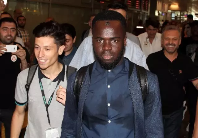 Bursaspor'a İngiltere'den Fildişi Sahilli Orta Saha