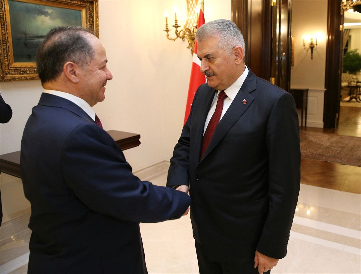 Başbakan Yıldırım Zertek Dağı'nda Peşmergeyi Ziyaret Etti