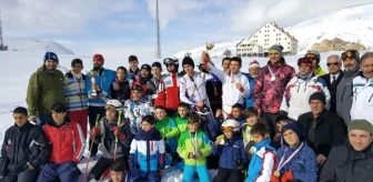 Bayburt'ta Kayak İl Birinciliği Yarışması