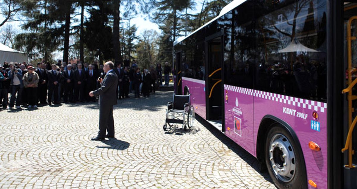 Engelli Yakınıyla Tartışan Şoför Görevden Uzaklaştırıldı