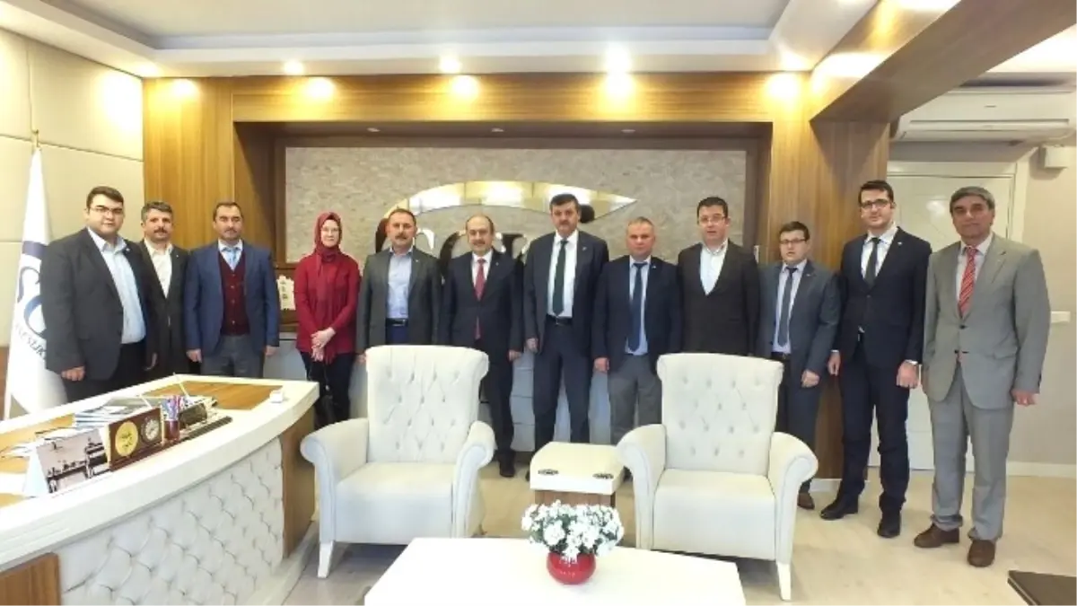 Memur-Sen İl Temsilcisi Öz, Sgk İl Müdürlüğünü Ziyaret Etti