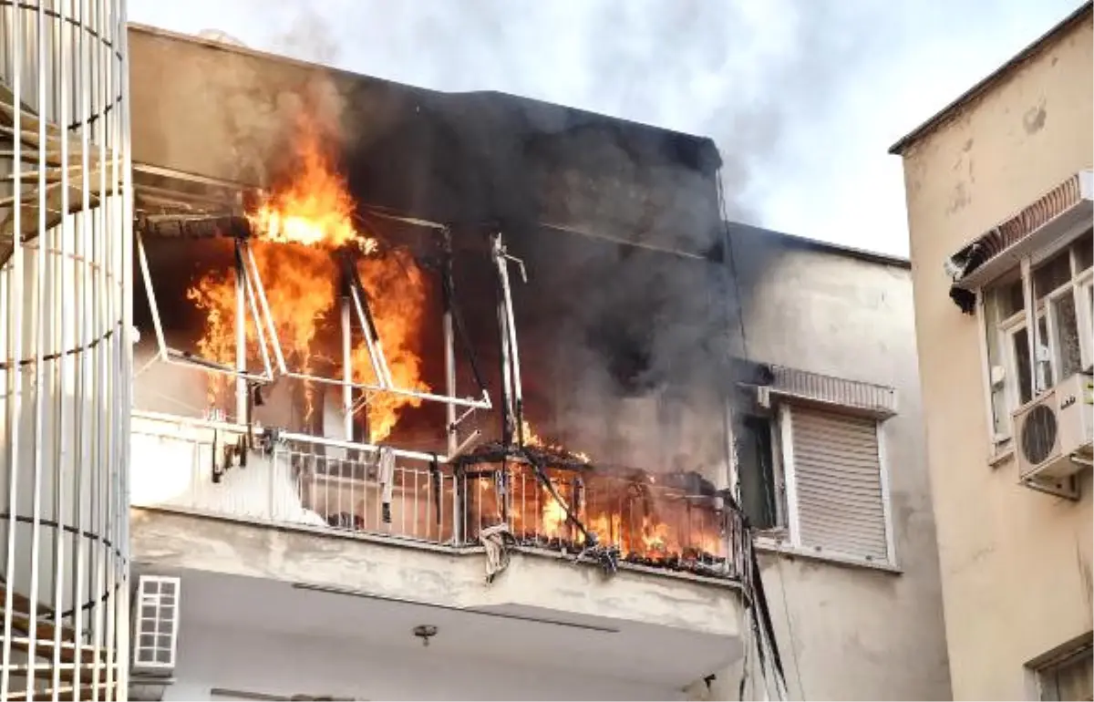 Antalya'da Korkutan Yangın