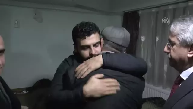 Halisdemir'in Babasından Sekin'in Ailesine Taziye Ziyareti Halisdemir'in Babasından Sekin'in Ailesine Taziye Ziyareti