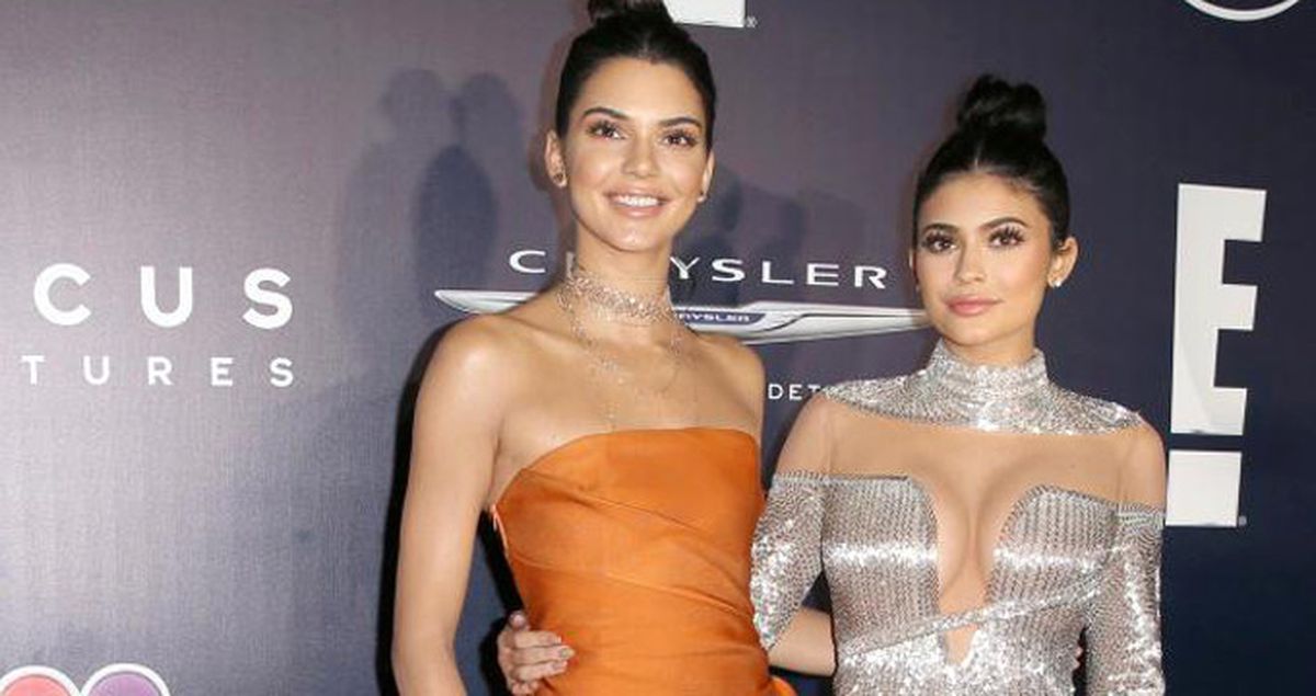 Kylie ve Kendall Jenner, Altın Küre Ödülleri Partisinde Göz Kamaştırdı