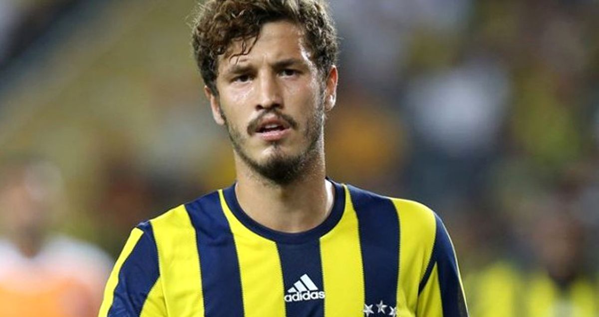 Salih Uçan Yönetimle Görüştü: Türkiye'den Başka Takıma Gitmem