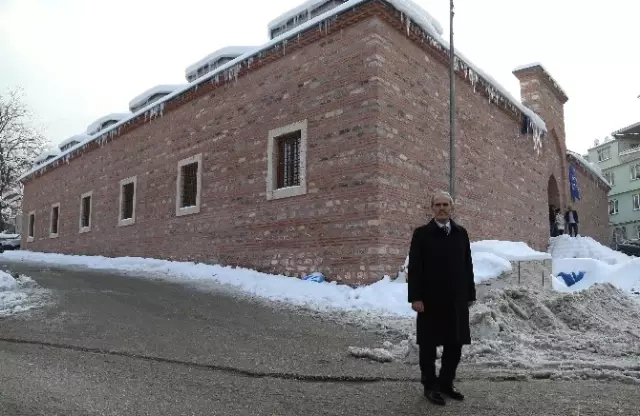 Hançerli Fatma Sultan Medresesi Gün Sayıyor Hançerli Fatma Sultan Medresesi Gün Sayıyor