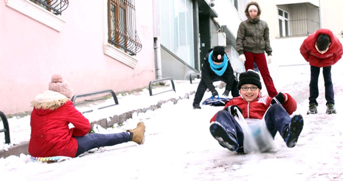 İstanbul'da Okullar Yarın da Tatil