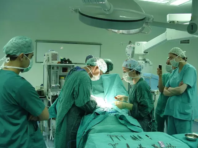 Muş'ta, Damar Tıkanıklığı Ameliyatı Yapıldı