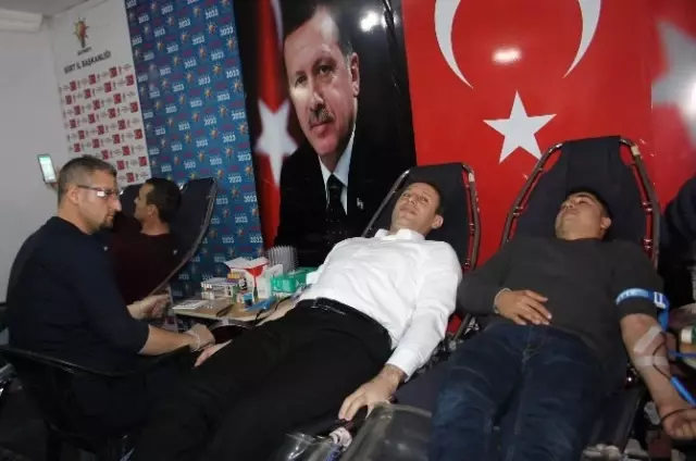 AK Parti Siirt İl Başkanlığından Kan Bağışı