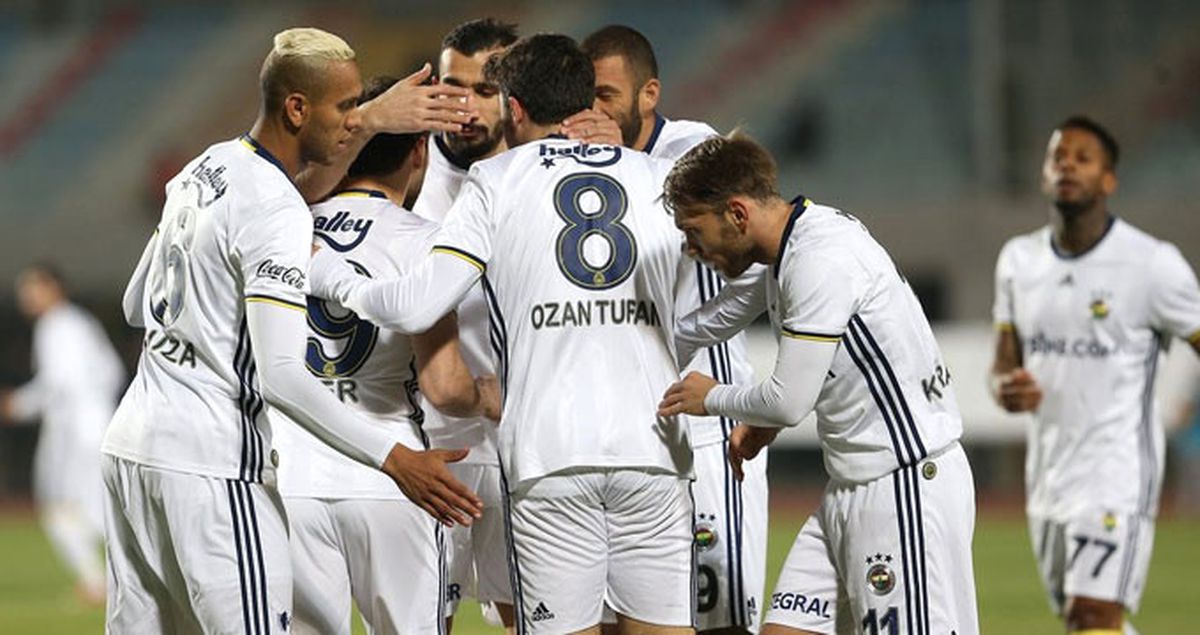 Fenerbahçe Hazırlık Maçında Partizani Tiran'ı 3-1 Yendi