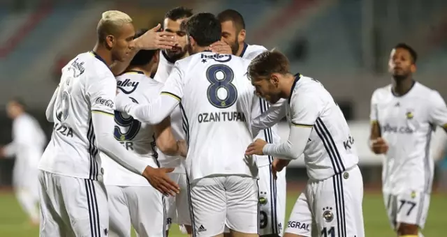 Fenerbahçe Hazırlık Maçında Partizani Tiran'ı 3-1 Yendi
