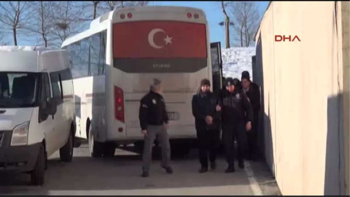 Sakarya'da Fetö Soruşturmasında Emekli Yarbay ve Emniyet Amiri Adliyeye Sevk Edildi