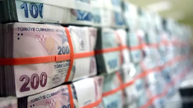 Son Dakika! Cari Açık Kasım'da 2,2 Milyar Dolarla Beklentinin Altında