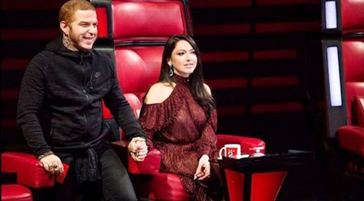 Spot Işıkları Hadise'yi Transparan Yaptı